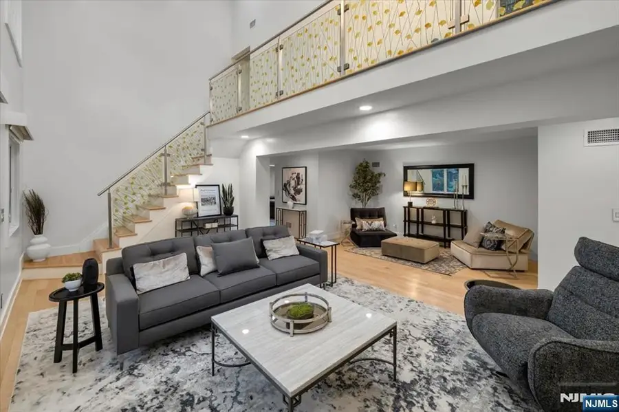 827 Alden Road, Paramus, NJ 07652 - Image #3