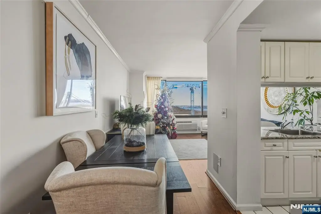 100 Old Palisade Road 3013, Fort Lee, NJ 07024 - Image #1