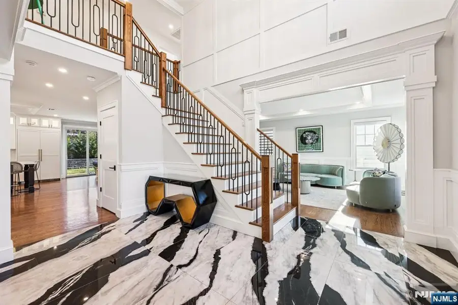 298 Buttonwood Drive, Paramus, NJ 07652 - Image #3