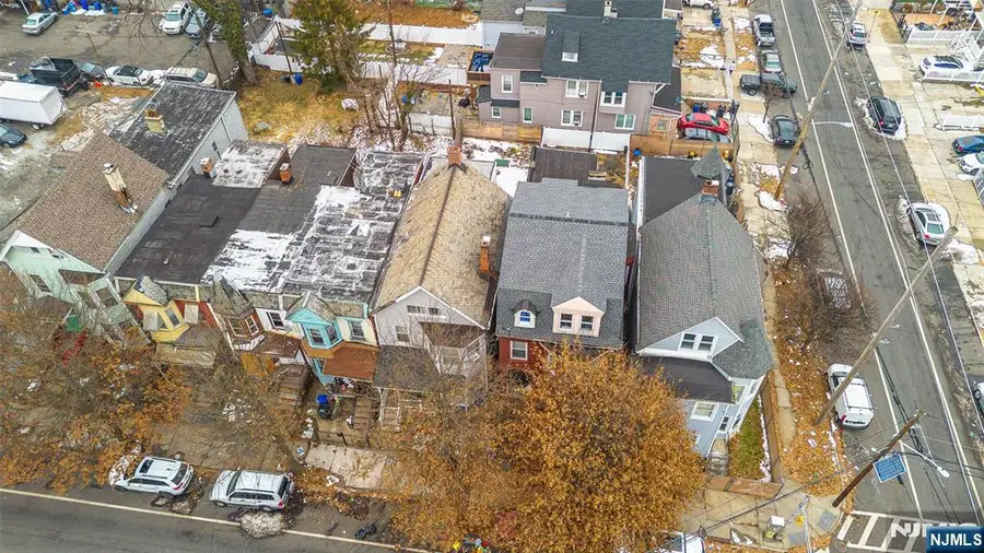 267 6th Avenue, Newark, NJ 07107 - Image #3