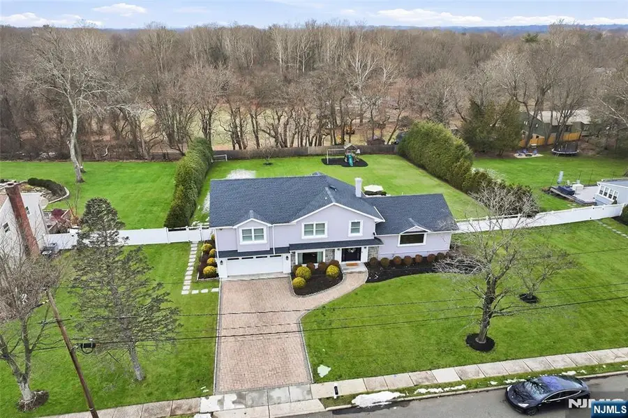 231 Birchwood Road, Old Tappan, NJ 07675 - Image #3