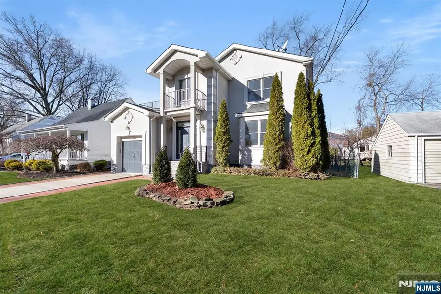 30-13 High Street, Fair Lawn, NJ 07410 - Image #2