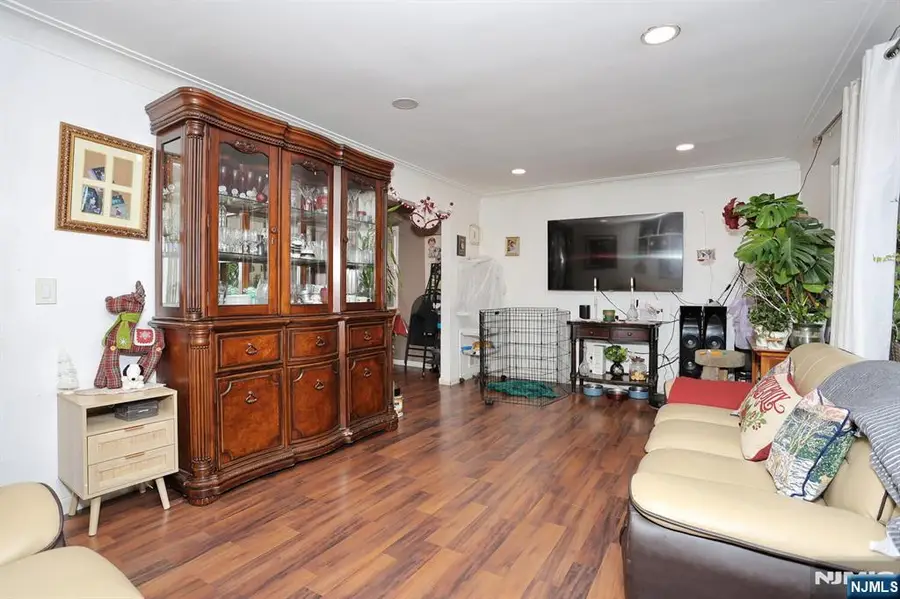655 Hamilton Avenue, Ridgefield, NJ 07657 - Image #3