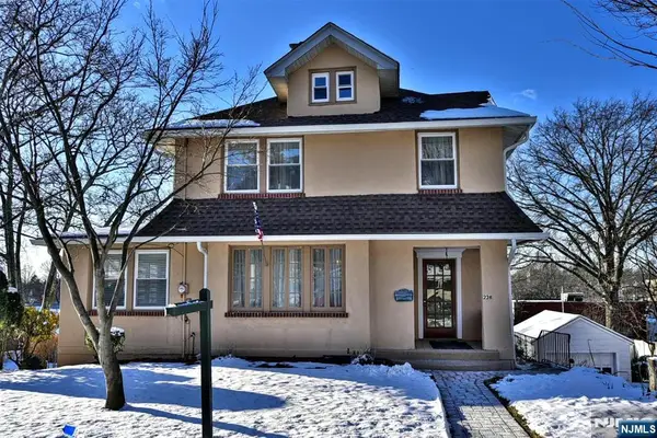 228 Ridgefield Avenue, Bogota, NJ 07603