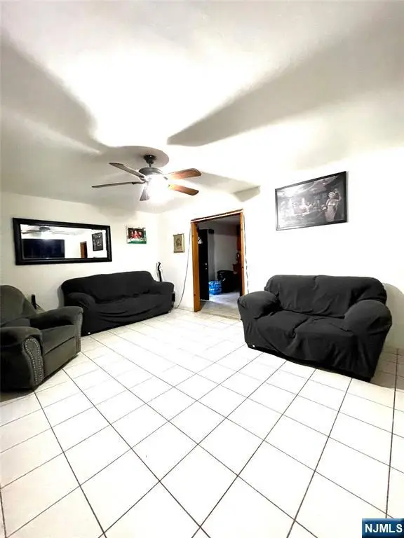 2 Van Valkenburgh Avenue, Bergenfield, NJ 07621 - Image #3