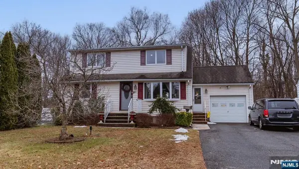 22 Greendale Avenue, Pequannock Township, NJ 07444