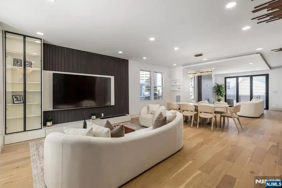 33 Elycroft Parkway, Rutherford, NJ 07070 - Image #3