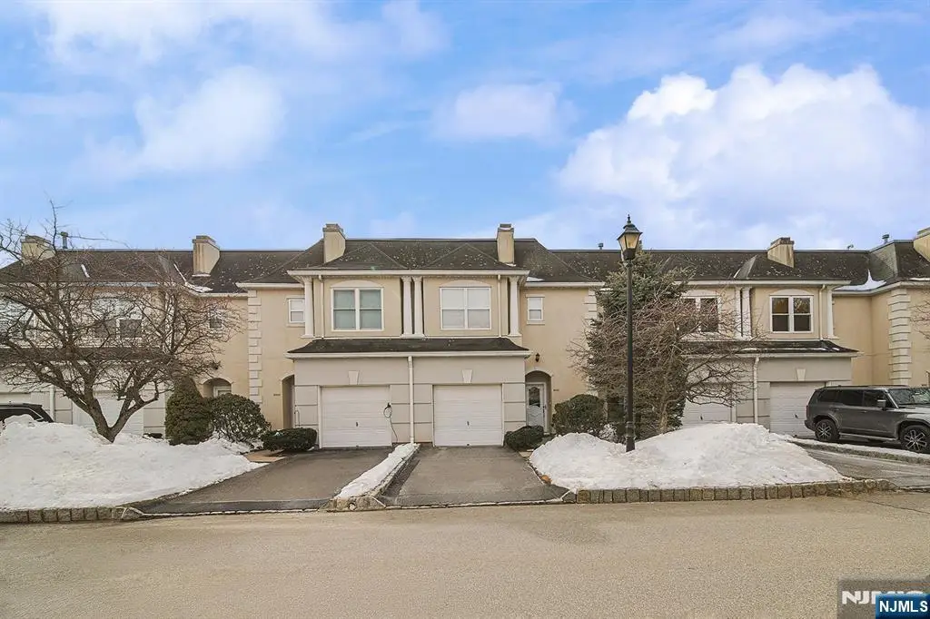 8005 Brittany Drive 8005, Wayne, NJ 07470 - #1