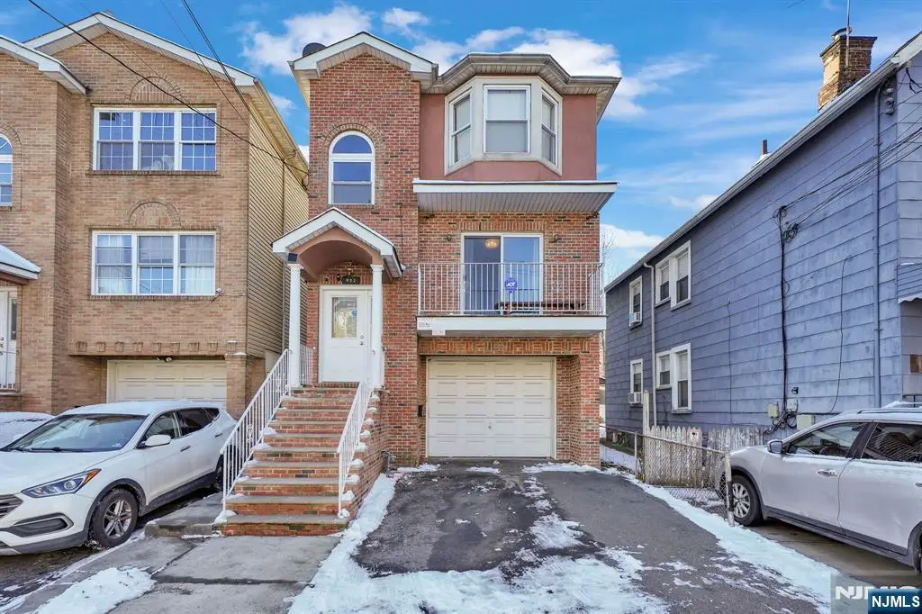 952 Flora Street, Elizabeth, NJ 07201 - Image #1