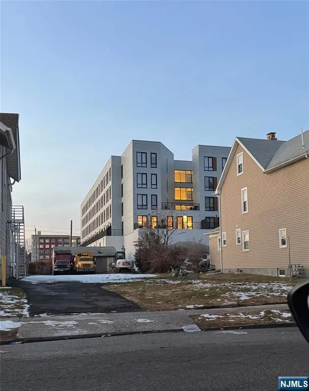 433 Park Street, Hackensack, NJ 07601 - #1