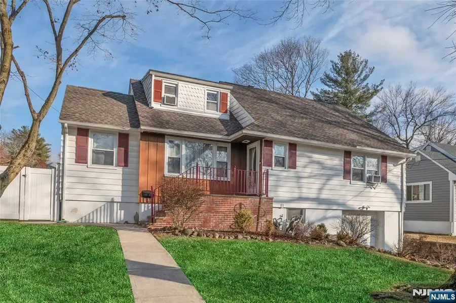 17 Porter Road, West Orange, NJ 07052 - Image #3