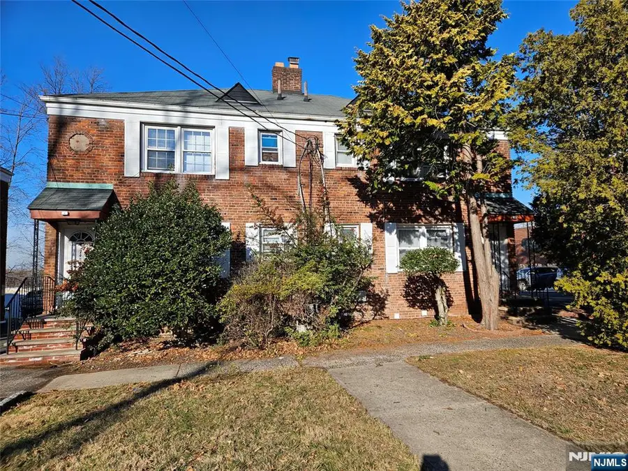 747 BROAD Avenue B, Ridgefield, NJ 07657 - Image #2