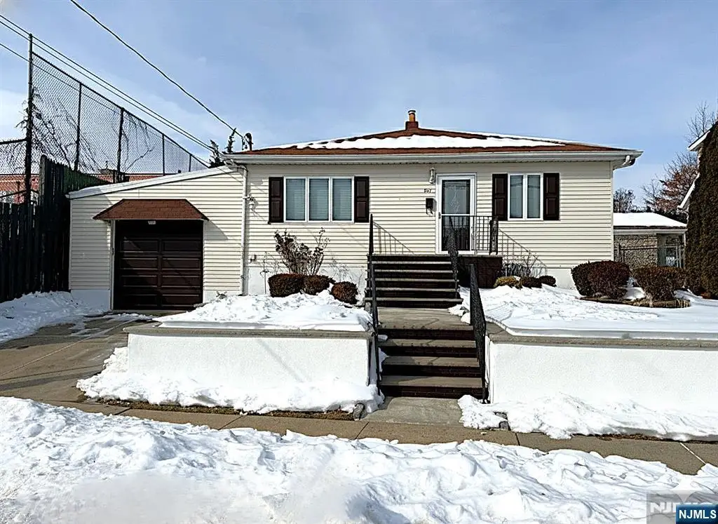 521 Weart Avenue, Lyndhurst, NJ 07071 - #1