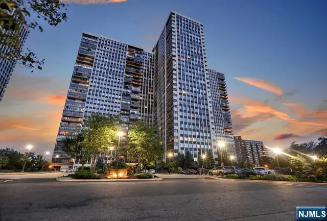 200 Winston Drive 3102, Cliffside Park, NJ 07010 - #2