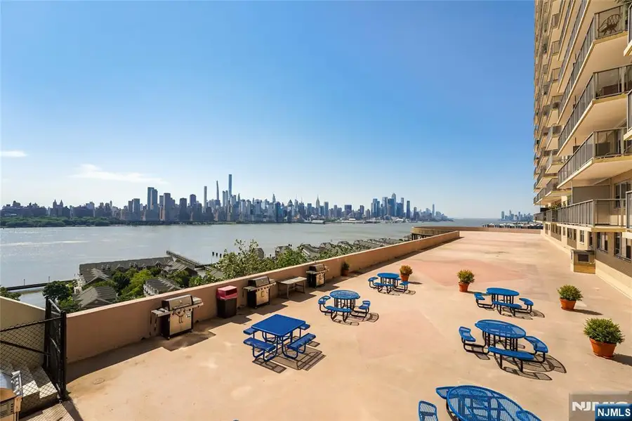 6600 Boulevard East AD, West New York, NJ 07093 - Image #2