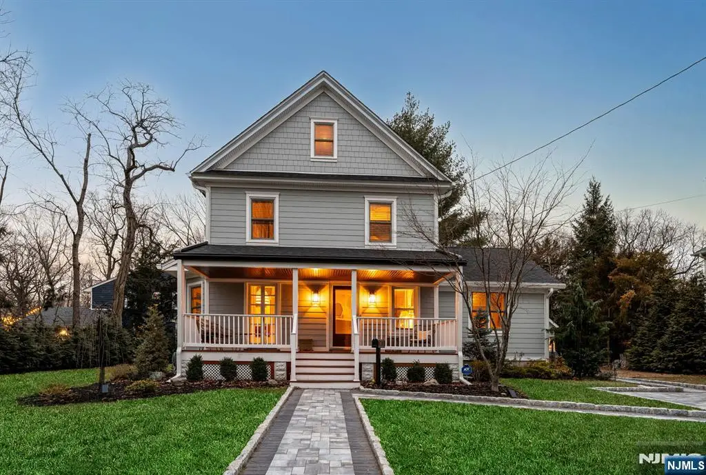516 Stevens Avenue, Ridgewood, NJ 07450 - Image #1