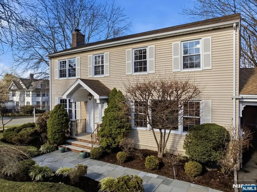 5 Michele Court, Cresskill, NJ 07626 - #2