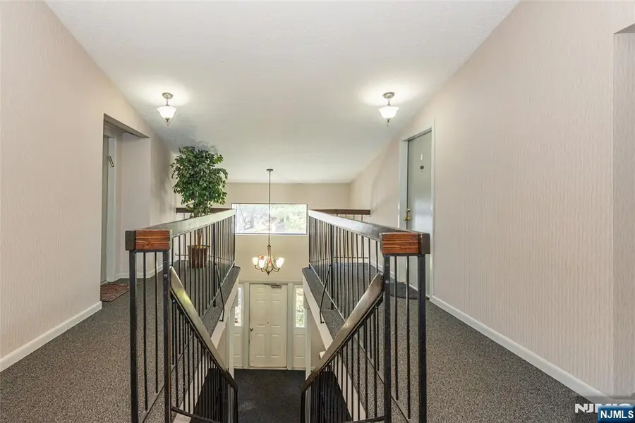 7 Drake Lane, Roxbury Township, NJ 07852 - Image #2