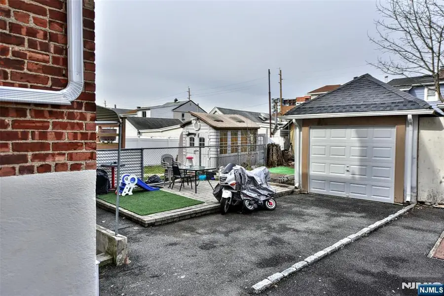 423 8th Street, Fairview, NJ 07022 - #2