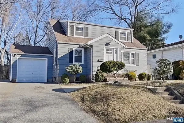 127 Iozia Terrace, Elmwood Park, NJ 07407