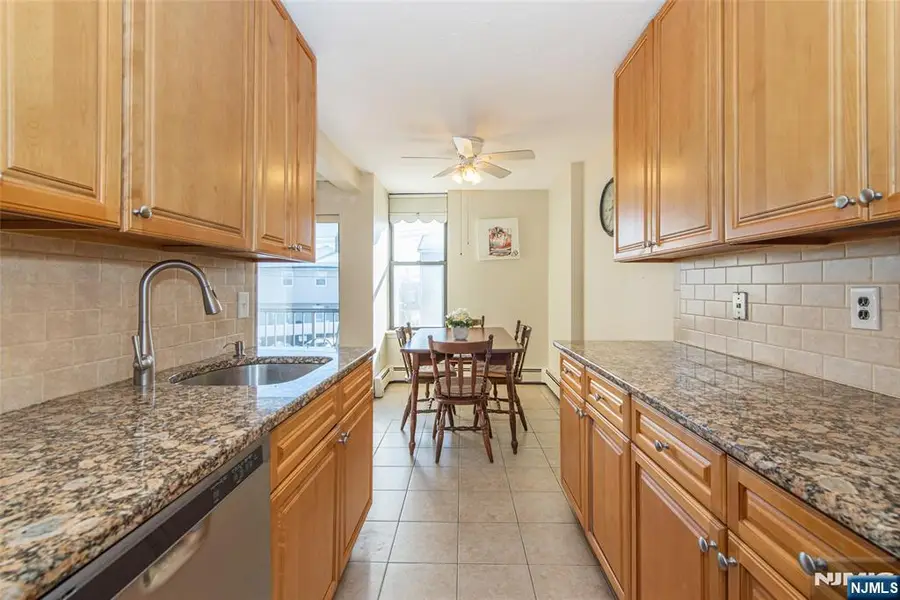 355 River Road Unit H, Nutley, NJ 07110 - Image #3
