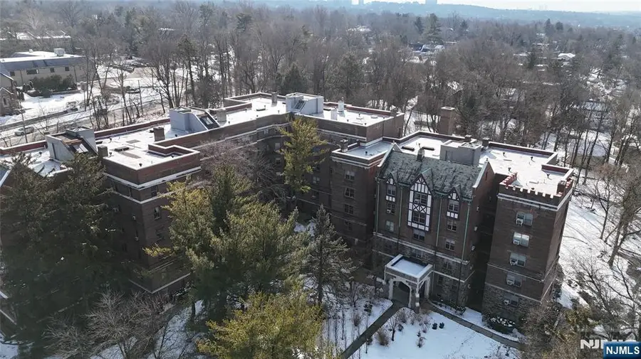 100 Palisade Avenue D12, Englewood, NJ 07631 - Image #3