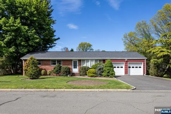 630 Valley Court, Twp of Washington, NJ 07676