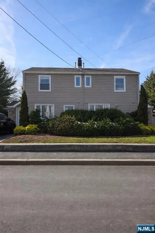 80 Caruth Avenue, Elmwood Park, NJ 07407 - #3