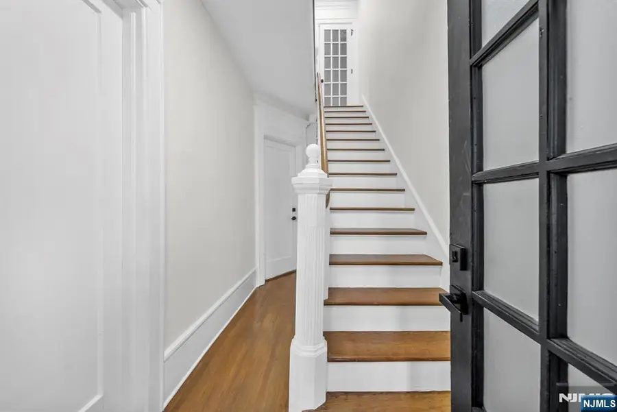 63 Highwood Terrace, Weehawken, NJ 07086 - Image #3