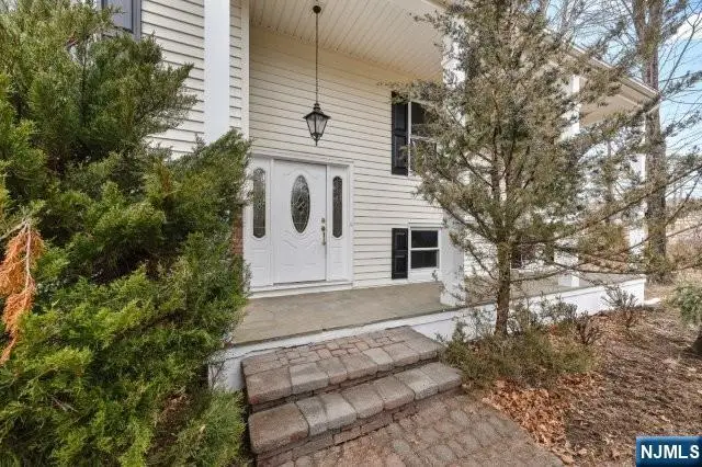 373 Saddle River Road, Upper Saddle River, NJ 07458 - Image #3