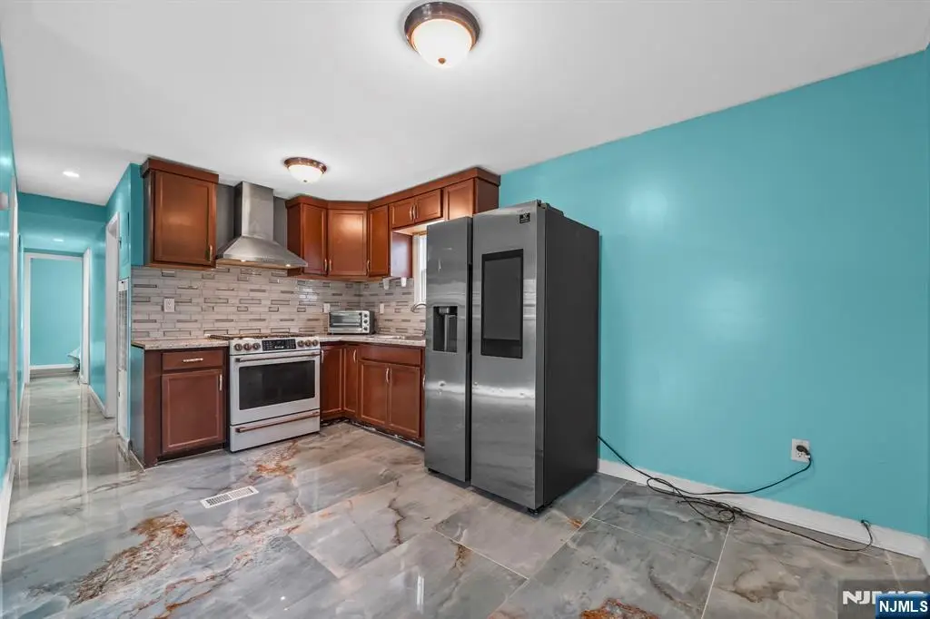 21 Helen Drive, Moonachie, NJ 07074 - #1