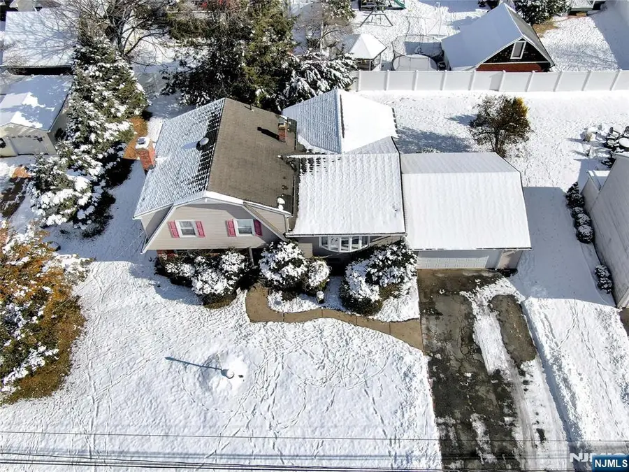 236 Oak Avenue, River Vale, NJ 07675 - Image #2