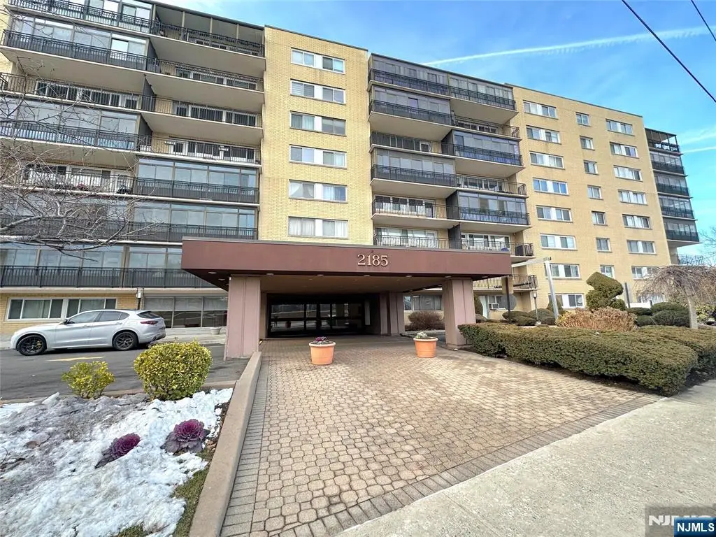 2185 Lemoine 5B, Fort Lee, NJ 07024 - Image #1
