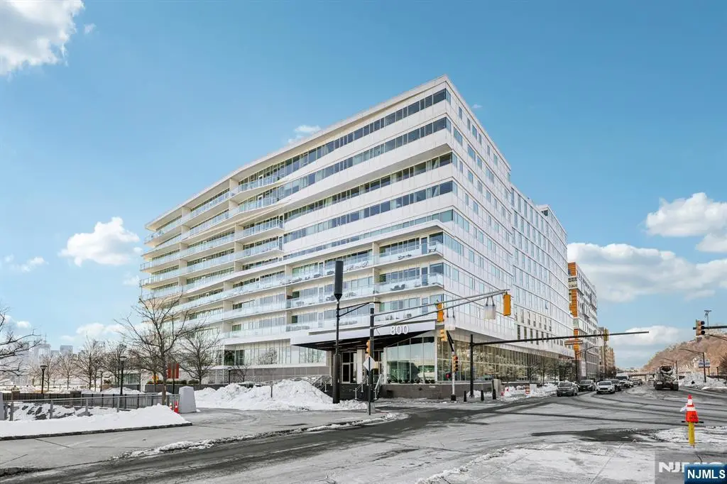 800 Ave At Port Imperial Boulevard 416, Weehawken, NJ 07086 - Image #1