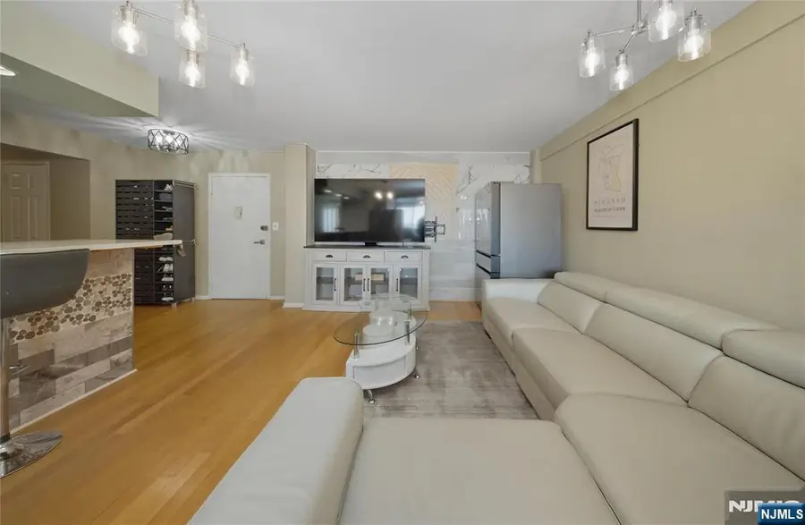 90 Prospect Avenue 6A, Hackensack, NJ 07601 - Image #3