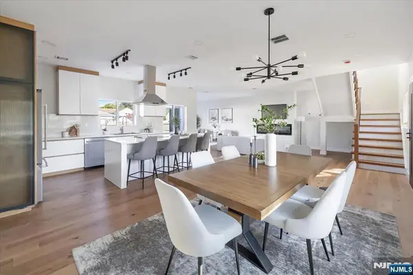 27 Sullivan Drive, Emerson, NJ 07630