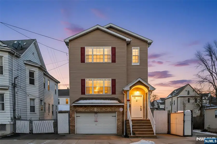 110 Redwood Avenue, Paterson, NJ 07522 - Image #2