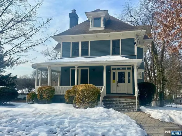48 Sherman Place, Ridgewood, NJ 07450