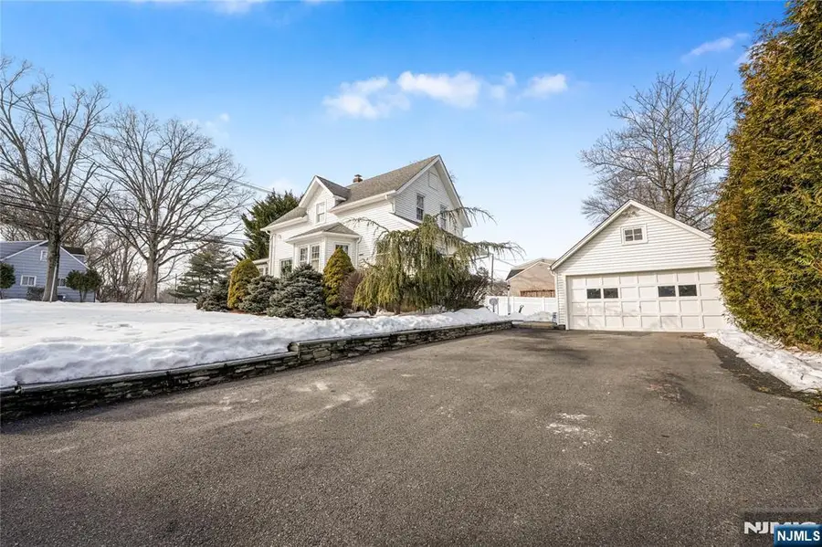 40 Orangeburgh Road, Old Tappan, NJ 07675 - #2