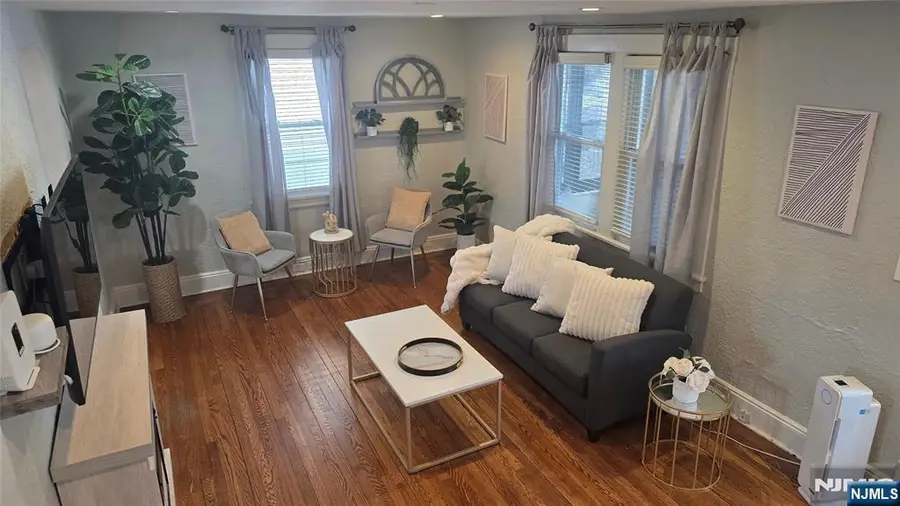 75 Chestnut Avenue, Rochelle Park, NJ 07662 - #3