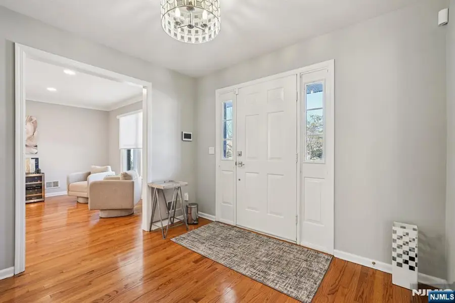 47 Chicopee Drive, Wayne, NJ 07470 - Image #3