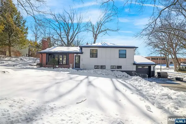 589 Fletcher Avenue, Oradell, NJ 07649