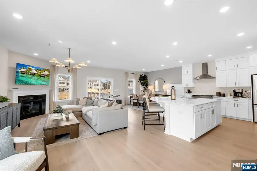 14 Belmont Place, Oakland, NJ 07436 - Image #2