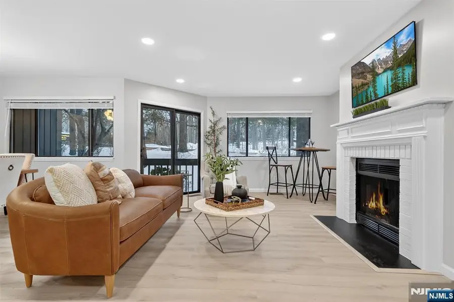 175 Redwood Court, Ramsey, NJ 07446 - Image #3