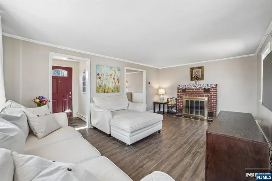 400 Valmere Avenue, Piscataway, NJ 08854 - #3