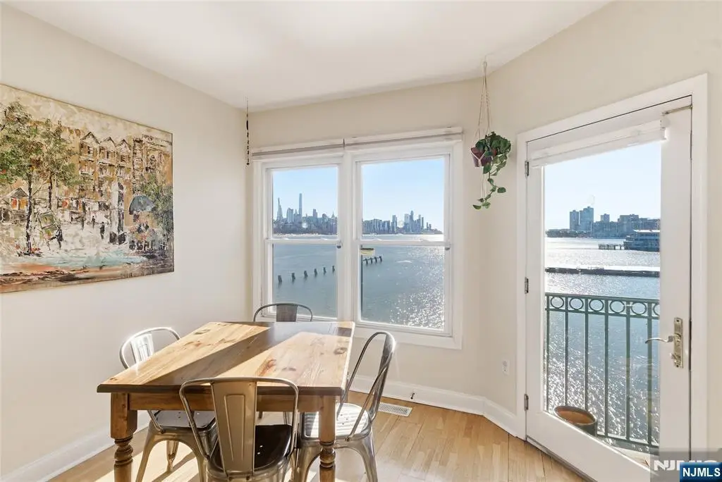 216 The Promenade, Edgewater, NJ 07020 - #1