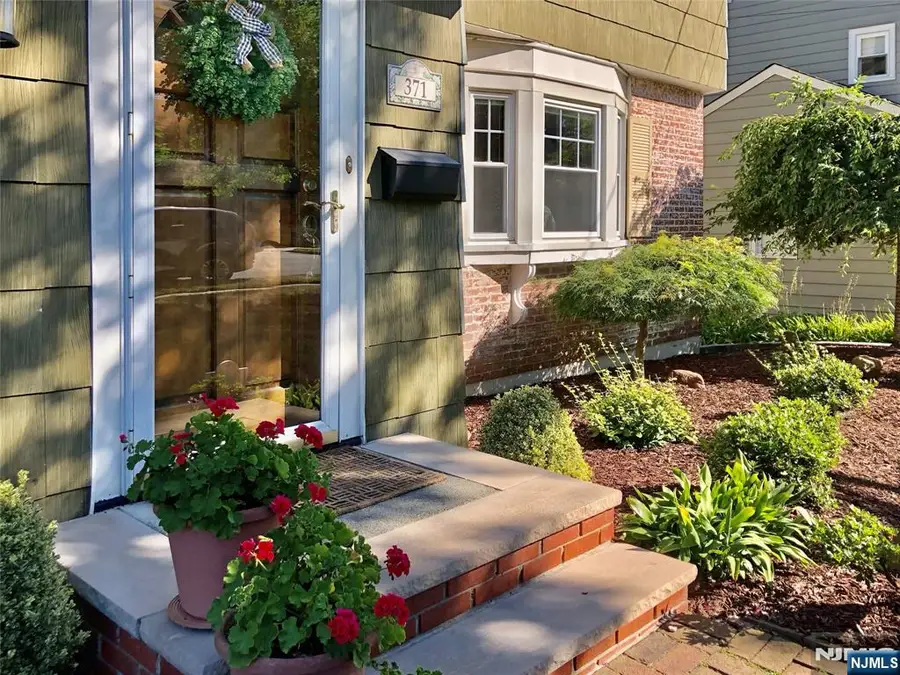 371 Essex Avenue, Bloomfield, NJ 07003 - Image #3