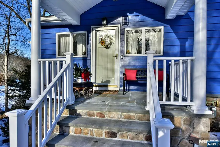 7 Birch Road, Bloomingdale, NJ 07403 - Image #3