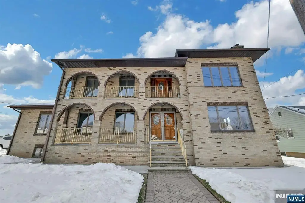 34 Locust Street, Elmwood Park, NJ 07407 - #1