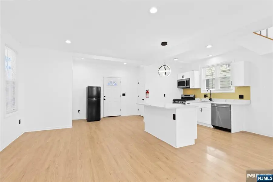 216 Renner Avenue, Newark, NJ 07112 - Image #3